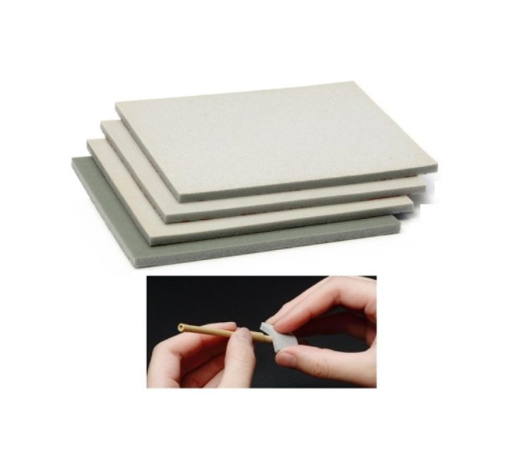Tamiya Abrasive Sponge – 1500 Grit